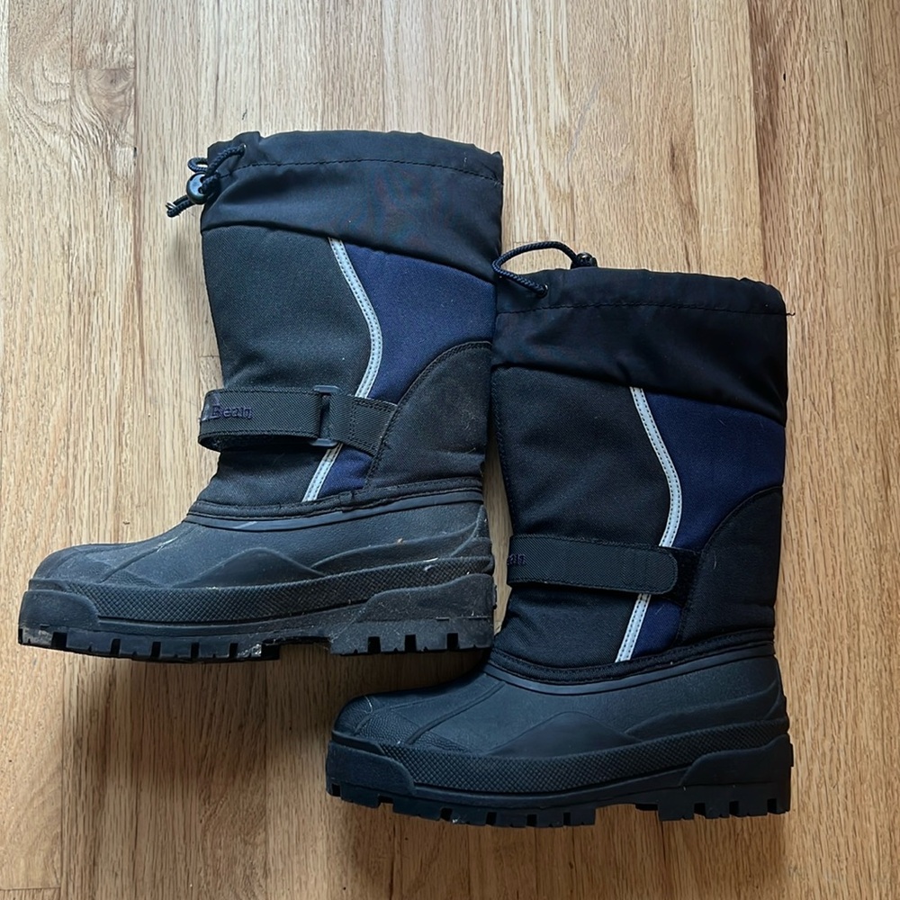 L.L Bean kids snow boots
